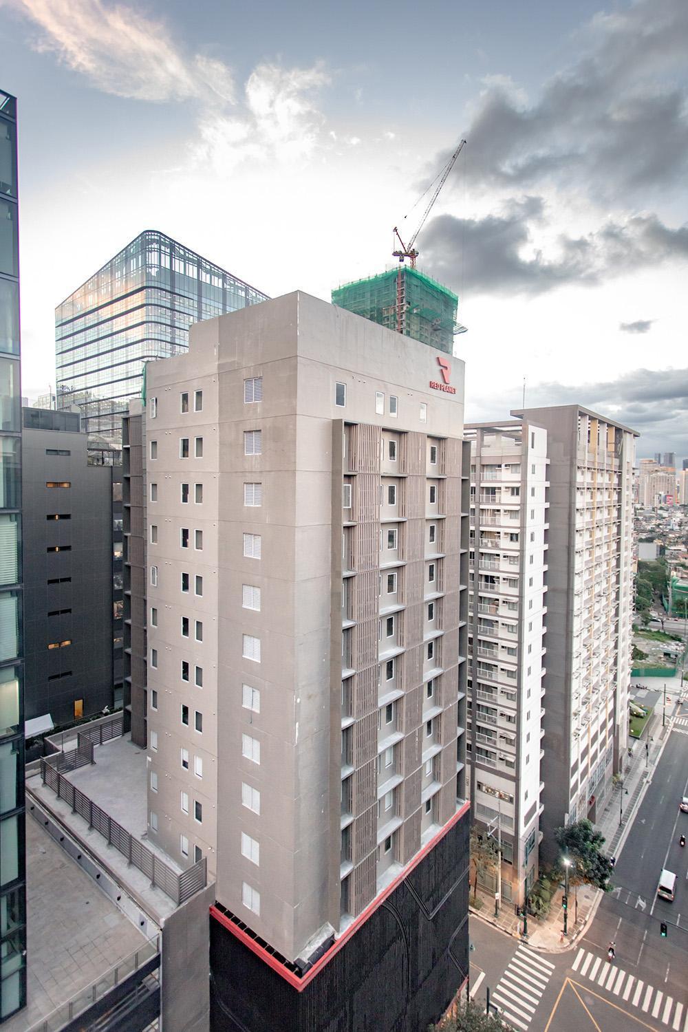 Red Planet Bgc The Fort Taguig Buitenkant foto